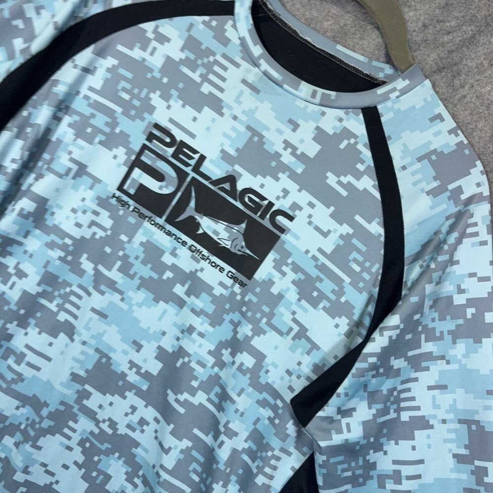 Pelagic Vaportek Fishing Shirt Mens Sz S Blue Digital Camo Ventilated UPF 50+